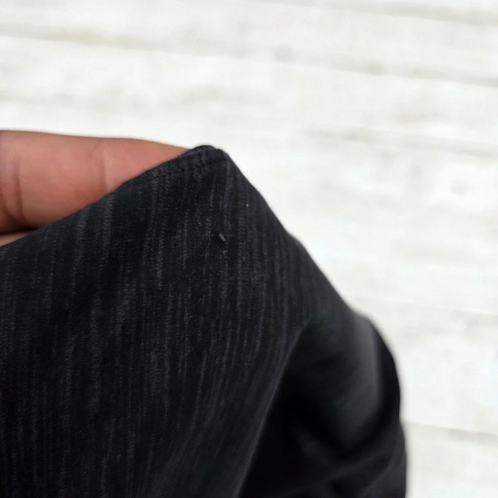 Lululemon T.H.E. Short Athletic Training Mens Small Black Heathered Drawstring
